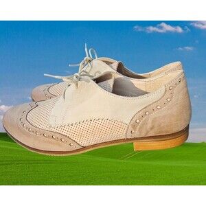 Letizia Ferrari Italy Cream Suede & Leather Tomboy Oxfords Spectator Sz 39 / 8